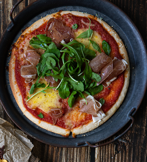 Mozzarella, Prosciutto & Rocket Pizza